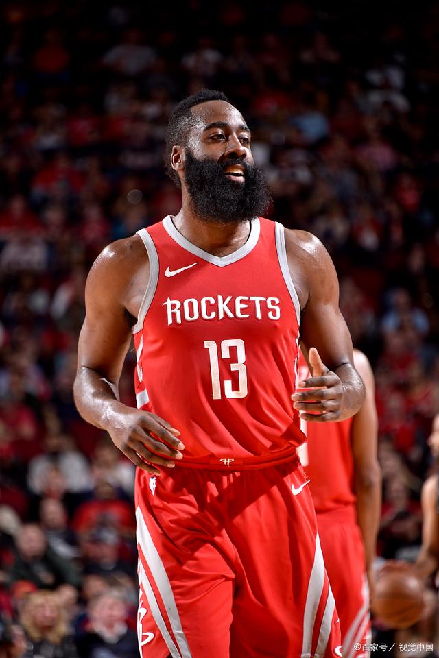 马塞利诺：我们是西甲丢球最少的球队，在欧冠赛场却漏洞百出（马塞利诺：西甲失球最少，欧冠防线却问题频出）