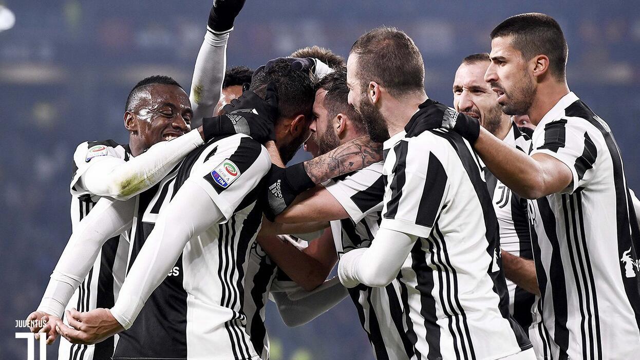 这下真是把足球踢成了艺术（当足球踢成艺术）