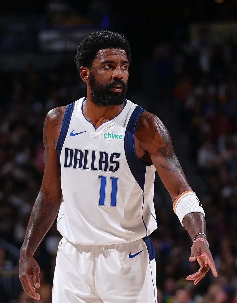 山东5-1三镇，卡扎双响失最佳射手，克雷桑破门，王大雷扑点（山东5-1大胜三镇：卡扎梅开二度仍无缘最佳射手，克雷桑破门，王大雷扑点）