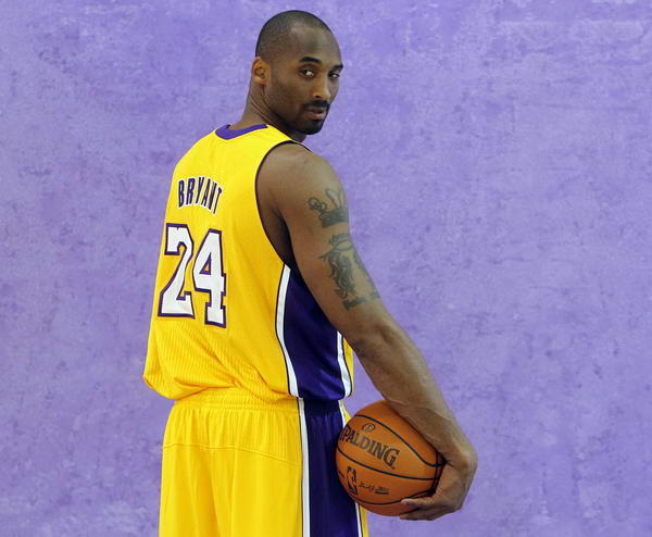 凌空斩世界波，王燊超当选中超官方第29轮最佳球员（世界波凌空破门，王燊超荣膺中超第29轮官方最佳球员）