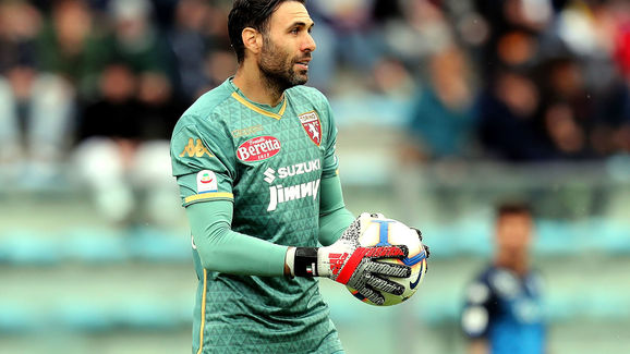 图赫尔：贝林没一起庆祝？我得去回看；三月才能再见我很难过（图赫尔：贝林未参与庆祝需回看；要到三月才能再见，我很难过）