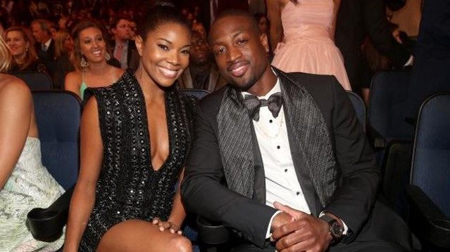 职业球员饮食与恢复秘密（顶级球员的营养与恢复法则）