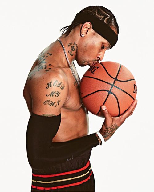 巴黎圣日耳曼内马尔帽子戏法（内马尔为巴黎圣日耳曼上演帽子戏法）